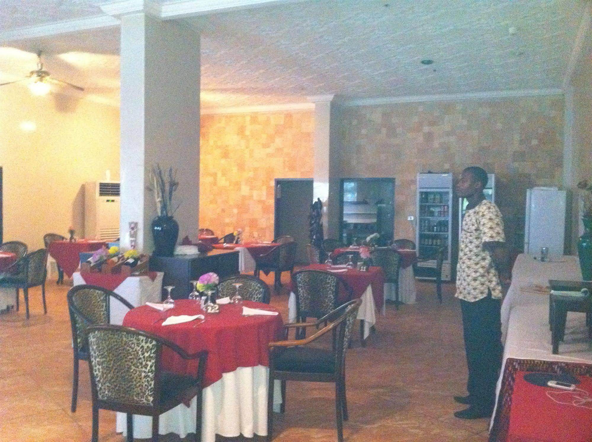 Mariador Palace Conakry Luaran gambar